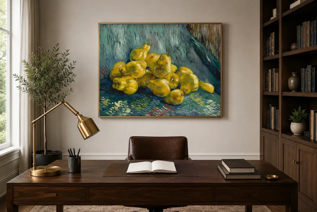 Stilleben með roðarunum, handmáluð olíuafrit eftir Van Gogh í ramma á vegg í glæsilegri heimaskrifstofu.